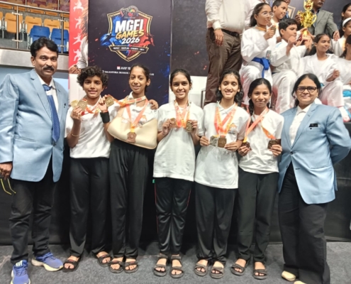 Ashmi Sachin Inghale of Class VIII won gold in Samuh dandpatta,Gold in hastalam Dandpatta and silver in lathi kathi